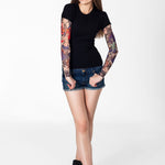 Damski T-shirt z tatuażem Sexy & Zombie Siren – motyw syreny zombie i syreny w stylu Ariel, widok całej sylwetki
